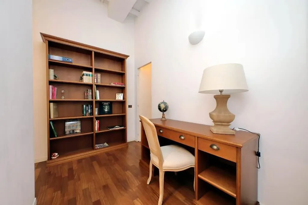 Lungaretta Apartment Rome